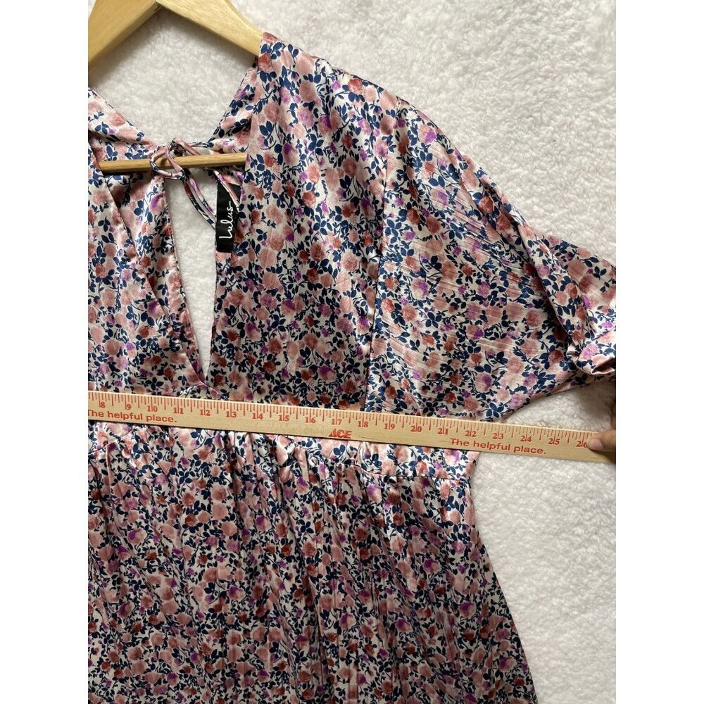 Lulus Floral Satin Mini Dress SZ XL Boho Short Sleeve Pleated V Neck Lightweight - Picture 7 of 9